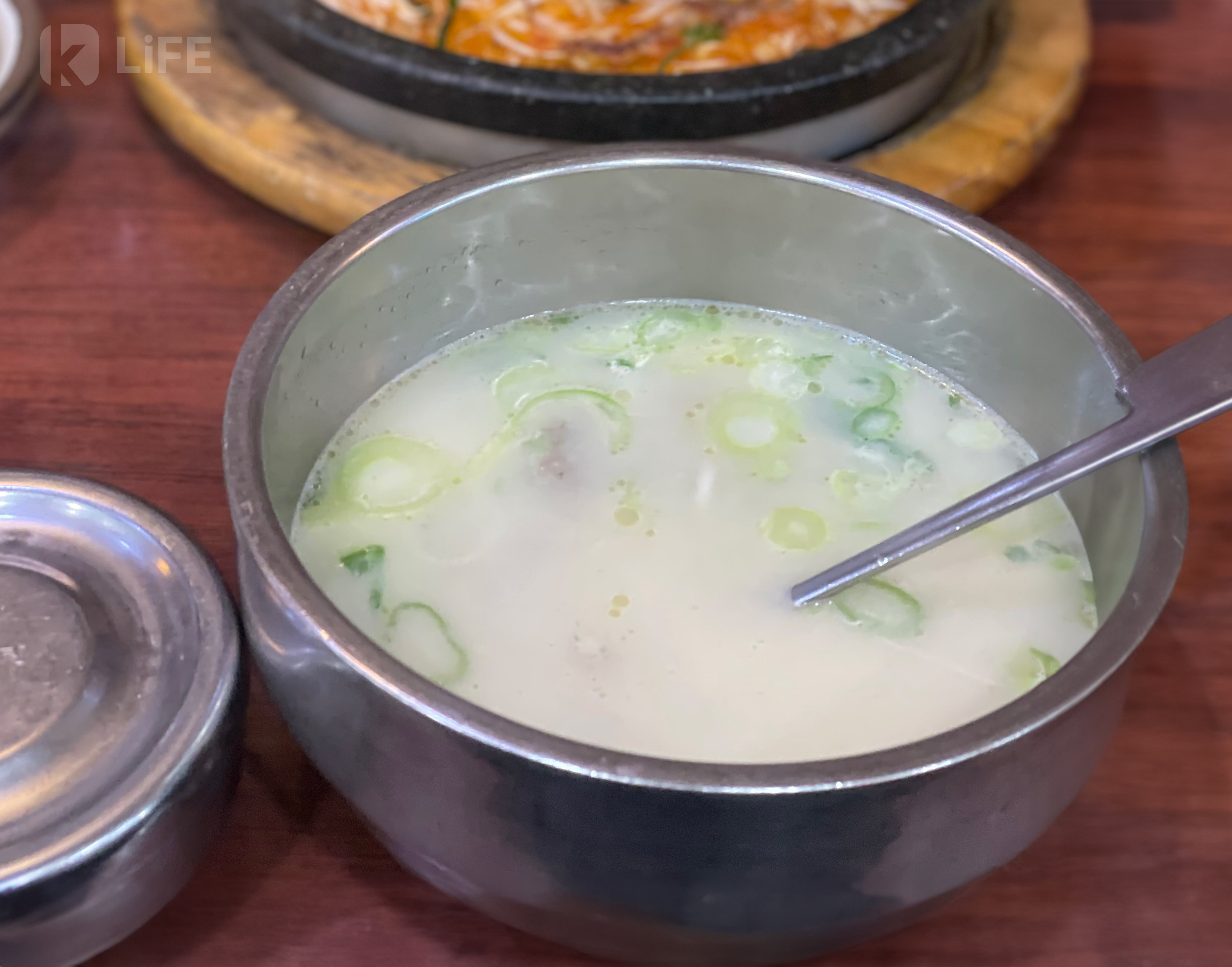 Non-Spicy Korean Food 설렁탕 wm.jpg